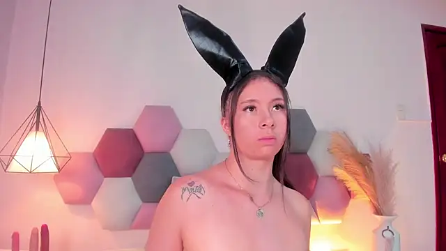 Snapshot of BeckyVidal chatting on October 30, 12:45 am BeckyVidal online show from October 30, 12:45 am