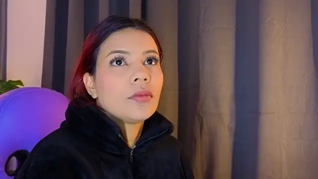 TiffanyWalk online show from November 26, 10:38 am