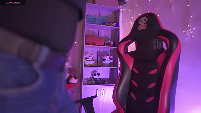 Madison Mayer online show from February 16, 4:58 pm