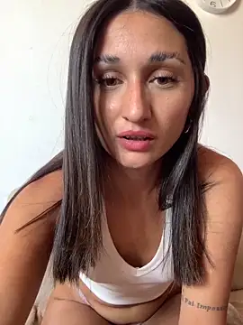 Snapshot of luci_brecman chatting on January 19, 3:27 pm luci brecman online show from January 19, 3:27 pm