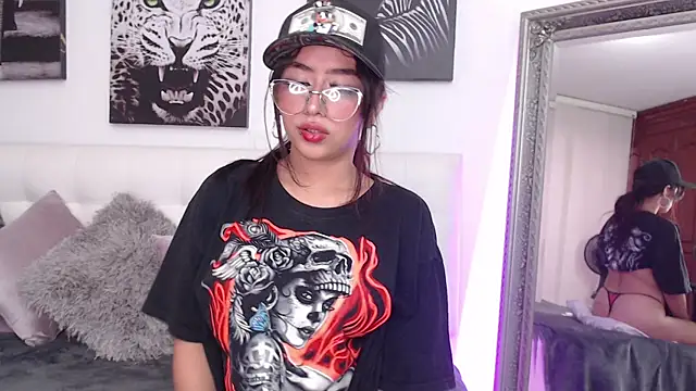 sophie-carter online show from March 22, 7:31 pm