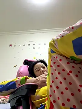 aa520uv online show from November 17, 12:27 am