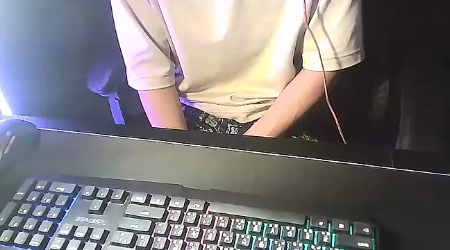 Snapshot of zhezheggin chatting on March 19, 5:28 pm zhezheggin online show from March 19, 5:28 pm