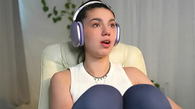 mystica  online show from March 17, 10:06 am