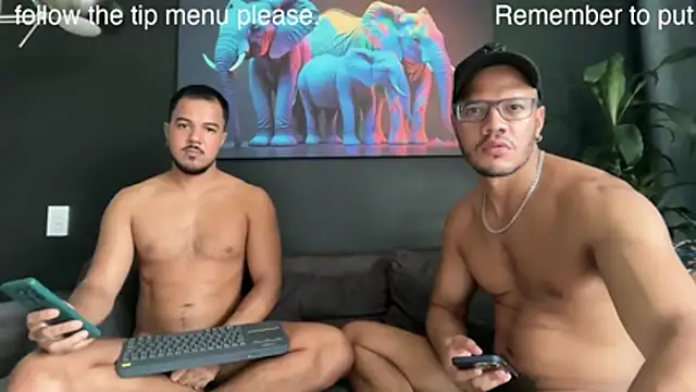 highlatin guysoficial online show from April 14, 5:52 pm