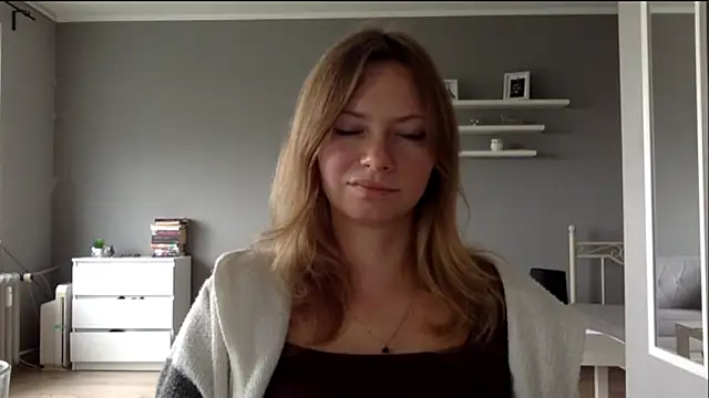 MillieShow online show from September 14, 1:54 pm