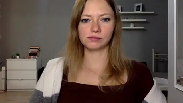 MillieShow online show from November 20, 9:47 pm