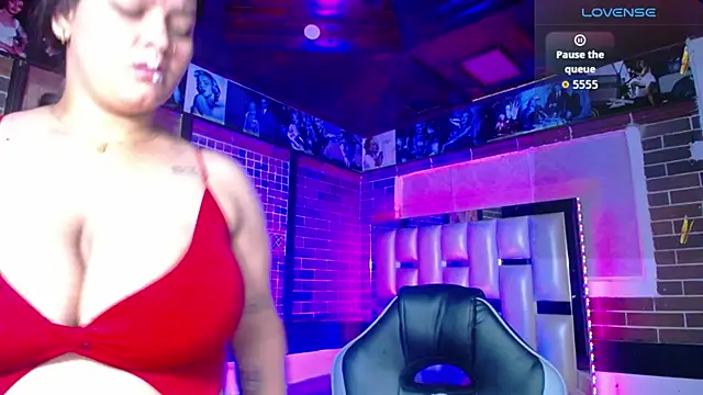 kriss sweetboobs10 online show from March 19, 12:42 pm