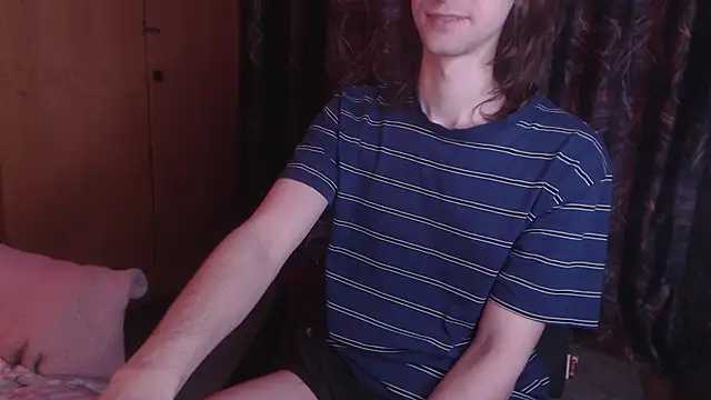 Snapshot of Your_Horny_Friends chatting on March 16, 9:58 pm Your Horny Friends online show from March 16, 9:58 pm