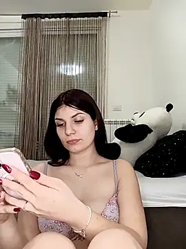 MeCherryy online show from February 3, 8:14 pm