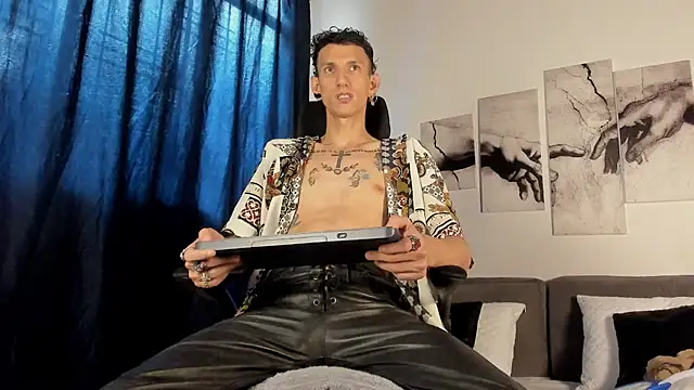 Giotrashy online show from July 21, 7:49 pm
