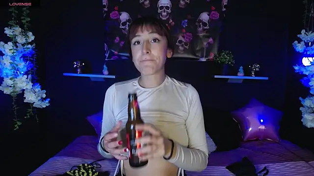 Hairydoll  online show from November 10, 9:14 pm