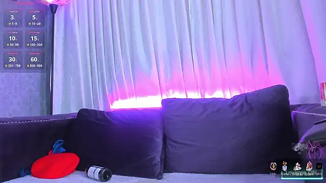 alice kingsley  online show from October 14, 8:09 pm