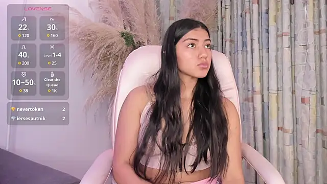 Quiinn bx online show from March 18, 3:42 pm