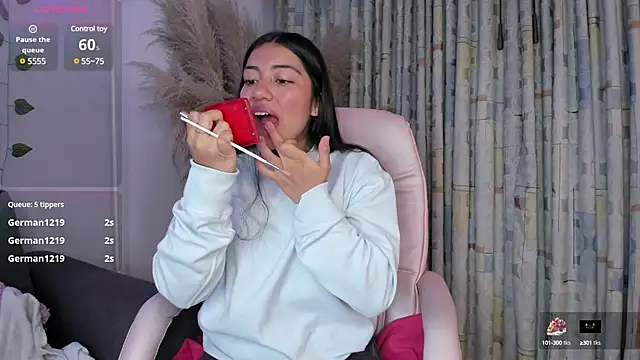 Quiinn bx online show from March 22, 11:42 am