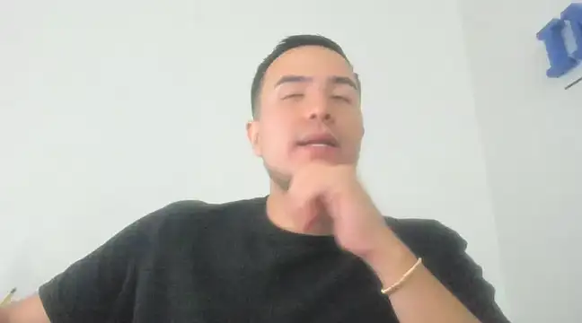 Snapshot of mr_mafla chatting on March 22, 12:49 am mr mafla online show from March 22, 12:49 am
