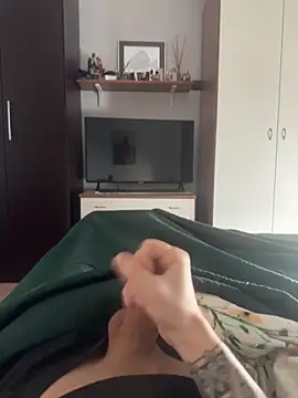 Snapshot of impaolo20 chatting on October 9, 12:25 pm impaolo20 online show from October 9, 12:25 pm