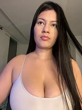 Saanvi21 online show from July 4, 4:29 am