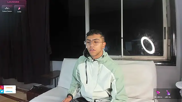 Snapshot of Colstorw_ chatting on November 19, 10:15 am Colstorw online show from November 19, 10:15 am