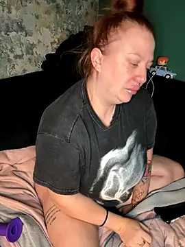 Snapshot of XxXMistyXxX chatting on November 1, 11:40 pm XxXMistyXxX online show from November 1, 11:40 pm