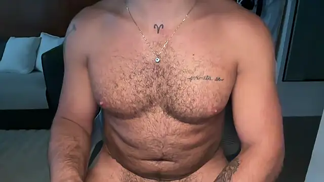 Snapshot of TopRaw3 chatting on September 25, 2:10 pm TopRaw3 online show from September 25, 2:10 pm