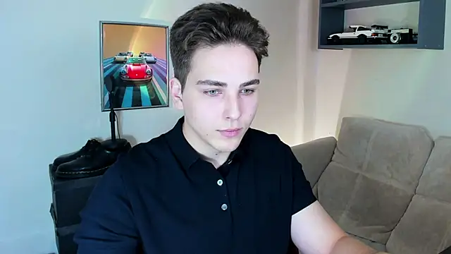 Snapshot of Eric_ether chatting on October 2, 4:03 pm Eric ether online show from October 2, 4:03 pm