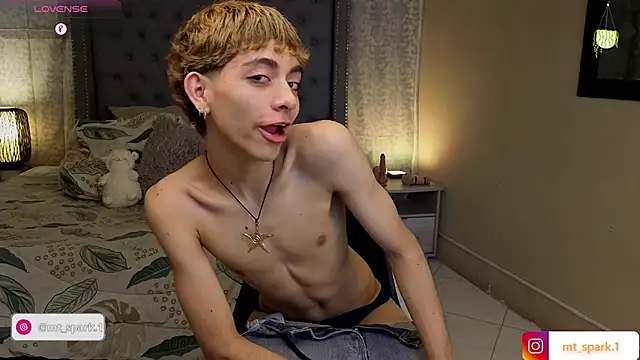 Snapshot of Matty_Sparkk chatting on November 21, 1:54 pm Matty Sparkk online show from November 21, 1:54 pm