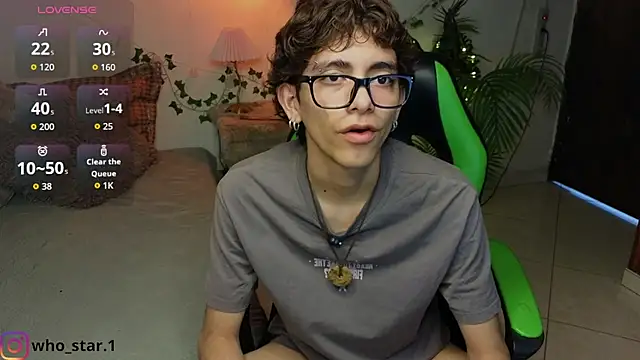 Snapshot of Matty_Sparkk chatting on May 22, 1:17 pm Matty Sparkk online show from May 22, 1:17 pm
