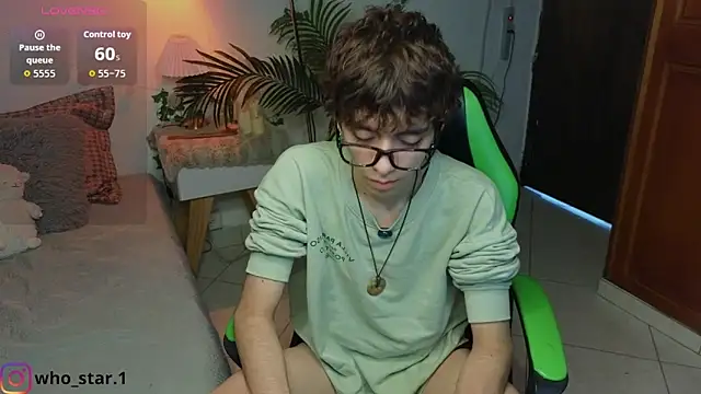 Snapshot of Matty_Sparkk chatting on June 7, 1:26 pm Matty Sparkk online show from June 7, 1:26 pm
