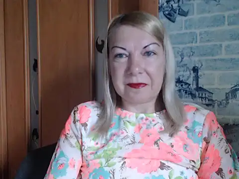 Snapshot of Lillia_Ray chatting on May 17, 6:55 am Lillia Ray online show from May 17, 6:55 am
