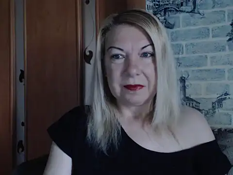Snapshot of Lillia_Ray chatting on June 14, 7:21 am Lillia Ray online show from June 14, 7:21 am