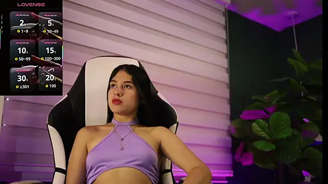 Danaa Rouse online show from November 7, 9:37 pm