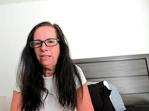 peachgoddess online show from October 20, 1:55 pm