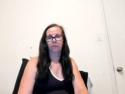 Snapshot of peachgoddess chatting on July 7, 3:09 am peachgoddess online show from July 7, 3:09 am