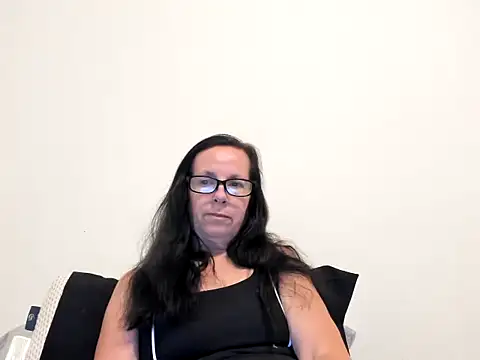 Snapshot of peachgoddess chatting on July 21, 2:36 am peachgoddess online show from July 21, 2:36 am