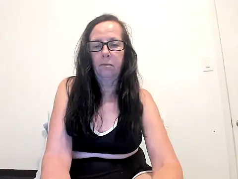 Snapshot of peachgoddess chatting on July 26, 3:25 am peachgoddess online show from July 26, 3:25 am