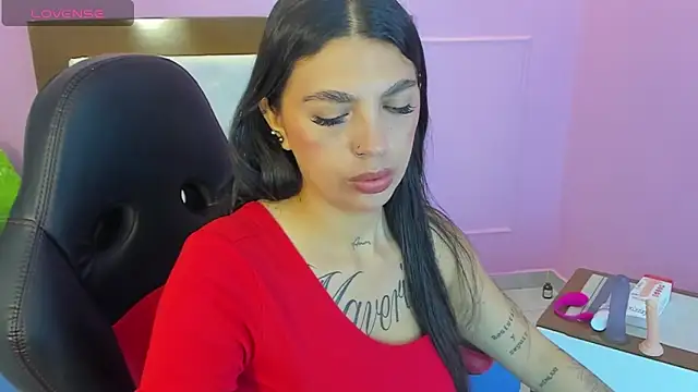 Snapshot of TATILARSON1 chatting on November 8, 12:49 pm TATILARSON1 online show from November 8, 12:49 pm