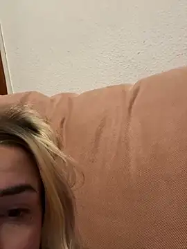 Snapshot of DarkVelvet chatting on March 16, 8:21 pm DarkVelvet online show from March 16, 8:21 pm