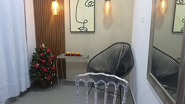 Coral Lise online show from December 5, 11:19 am