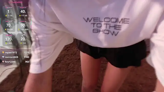 YuliethPetite online show from November 4, 12:43 am