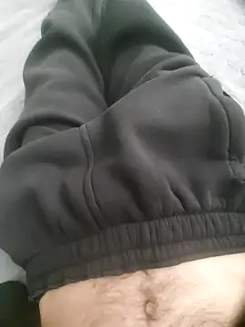 Snapshot of MaksDzubaV chatting on October 19, 6:36 am MaksDzubaV online show from October 19, 6:36 am