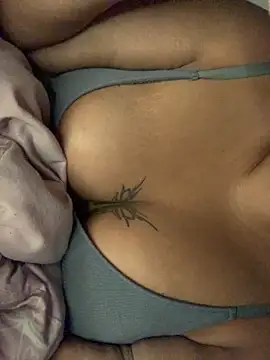 Snapshot of mariabootyyy chatting on September 17, 8:32 pm mariabootyyy online show from September 17, 8:32 pm