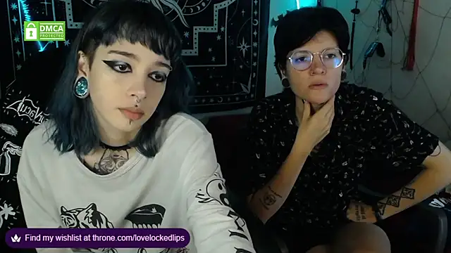 Snapshot of lovelockedlips chatting on November 14, 1:59 am lovelockedlips online show from November 14, 1:59 am