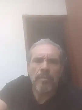 Snapshot of teroleto chatting on March 29, 7:47 pm teroleto online show from March 29, 7:47 pm