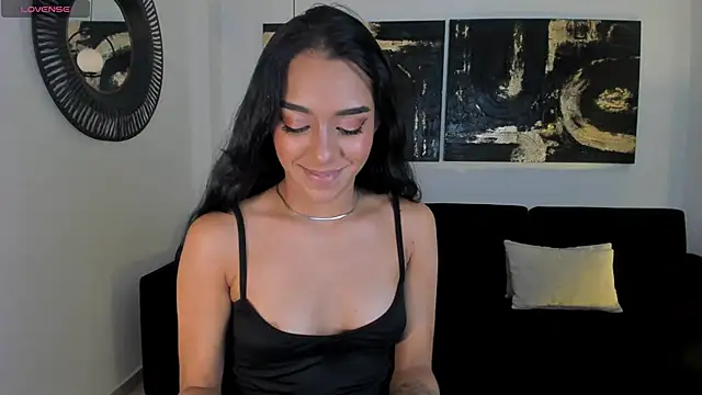 Snapshot of AmaliaCrus chatting on September 24, 8:23 pm AmaliaCrus online show from September 24, 8:23 pm