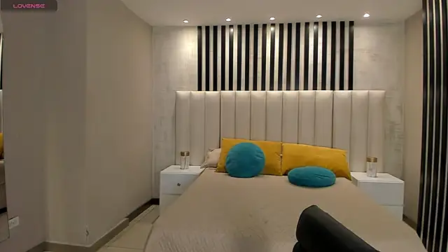 AmaliaCrus online show from June 14, 2:24 am