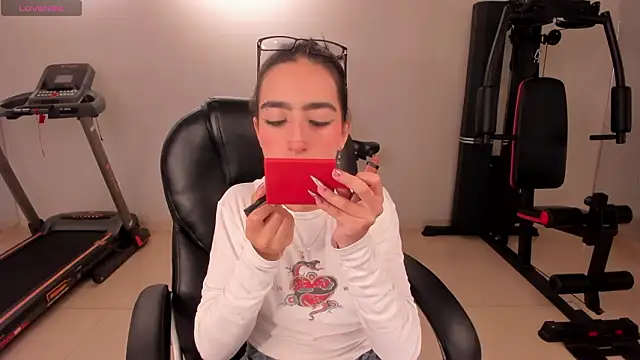 LarisaSmirnov online show from March 10, 4:06 am