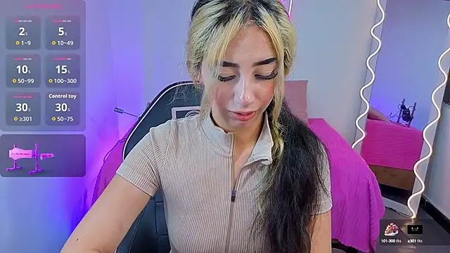 Malory tay1 online show from September 13, 7:13 pm