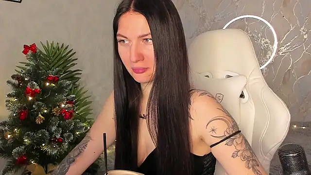 Snapshot of babyisperfect chatting on December 23, 3:48 am babyisperfect online show from December 23, 3:48 am