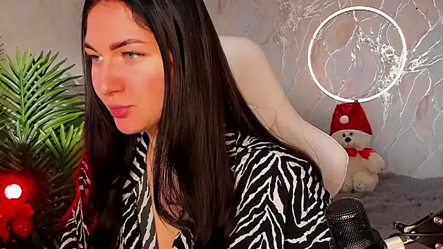 Snapshot of babyisperfect chatting on January 16, 4:49 am babyisperfect online show from January 16, 4:49 am